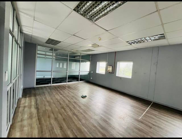 2,002M² OFFICE TO LET IN GLEN AUSTIN AH
